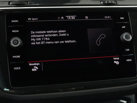 Volkswagen Tiguan 1.4 TSI eHybrid R-Line | Stoelverwarming | Trekhaak | Camera | Adaptive cruise | Stuurverwarming | Matrix LED | Carplay | Virtual Cockpit | Navigatie | PHEV