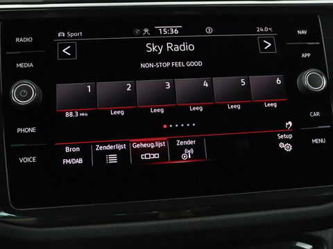 Volkswagen Tiguan 1.4 TSI eHybrid R-Line | Stoelverwarming | Trekhaak | Camera | Adaptive cruise | Stuurverwarming | Matrix LED | Carplay | Virtual Cockpit | Navigatie | PHEV