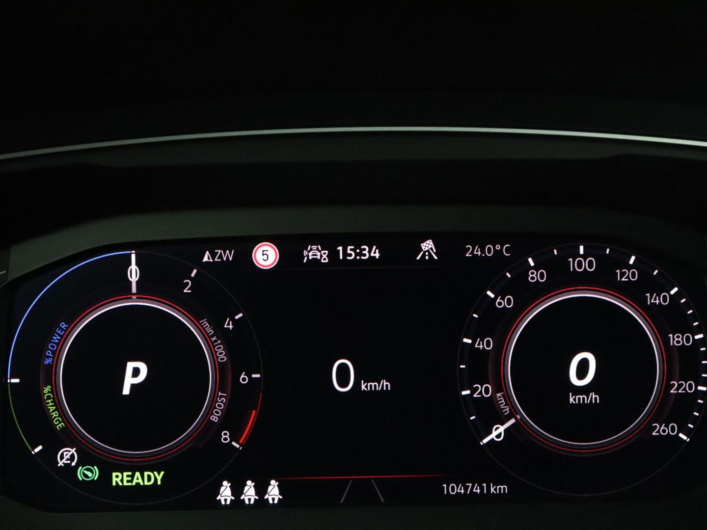 Volkswagen Tiguan 1.4 TSI eHybrid R-Line | Stoelverwarming | Trekhaak | Camera | Adaptive cruise | Stuurverwarming | Matrix LED | Carplay | Virtual Cockpit | Navigatie | PHEV