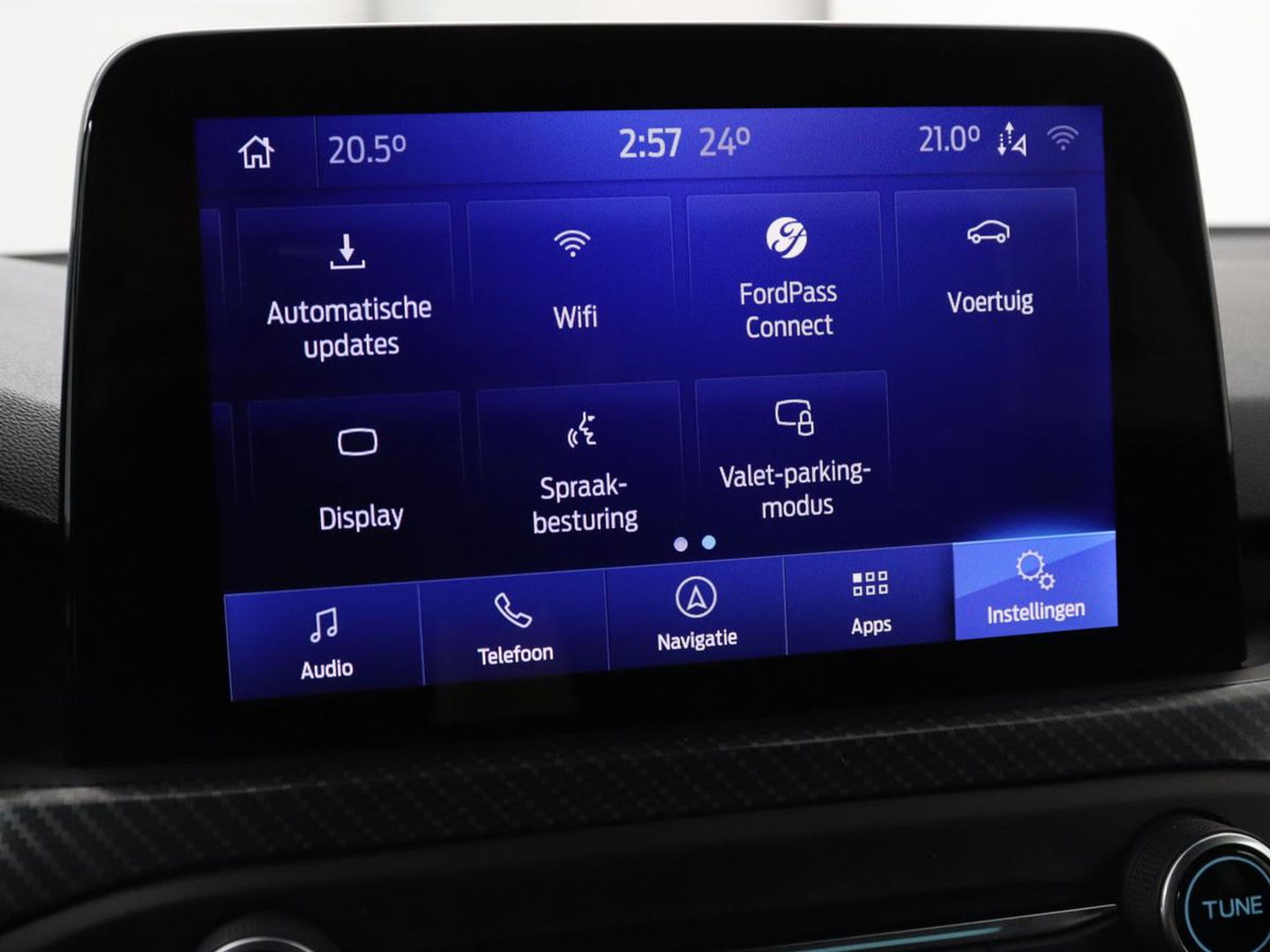 Ford Focus 1.5 EcoBoost ST Line | Panoramadak | Head-Up | Trekhaak | Stoel & stuurverwarming | Adaptive cruise | Camera | Keyless | B&O Sound | Park Assist | Carplay | Navigatie | Comfortstoelen