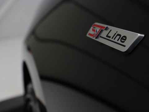 Ford Focus 1.5 EcoBoost ST Line | Panoramadak | Head-Up | Trekhaak | Stoel & stuurverwarming | Adaptive cruise | Camera | Keyless | B&O Sound | Park Assist | Carplay | Navigatie | Comfortstoelen