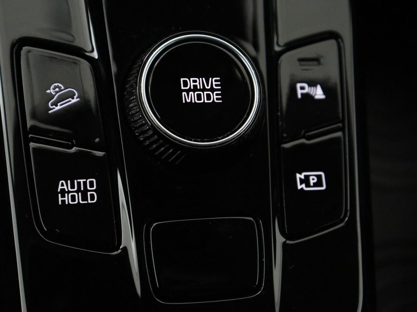Kia Sportage 1.6 T-GDi Hybrid DynamicPlusLine | Panoramadak | Matrix LED | Trekhaak | Half leder | Adaptive cruise | Stoel & stuurverwarming | Camera | Carplay | Keyless | Navigatie