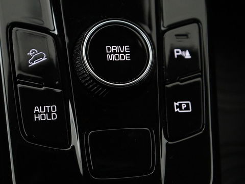 Kia Sportage 1.6 T-GDi Hybrid DynamicPlusLine | Panoramadak | Matrix LED | Trekhaak | Half leder | Adaptive cruise | Stoel & stuurverwarming | Camera | Carplay | Keyless | Navigatie