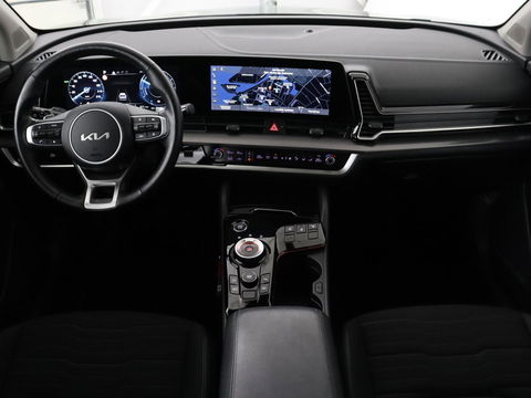 Kia Sportage 1.6 T-GDi Hybrid DynamicPlusLine | Panoramadak | Matrix LED | Trekhaak | Half leder | Adaptive cruise | Stoel & stuurverwarming | Camera | Carplay | Keyless | Navigatie