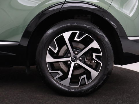 Kia Sportage 1.6 T-GDi Hybrid DynamicPlusLine | Panoramadak | Matrix LED | Trekhaak | Half leder | Adaptive cruise | Stoel & stuurverwarming | Camera | Carplay | Keyless | Navigatie