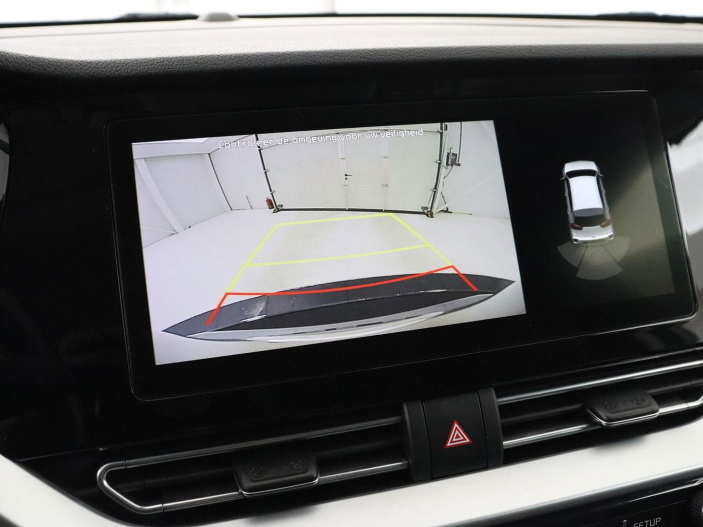 Kia Niro 1.6 GDi Hybrid DynamicLine | Adaptive cruise | Half leder | Camera | Carplay | Navigatie | Parkeerhulp | Climate control