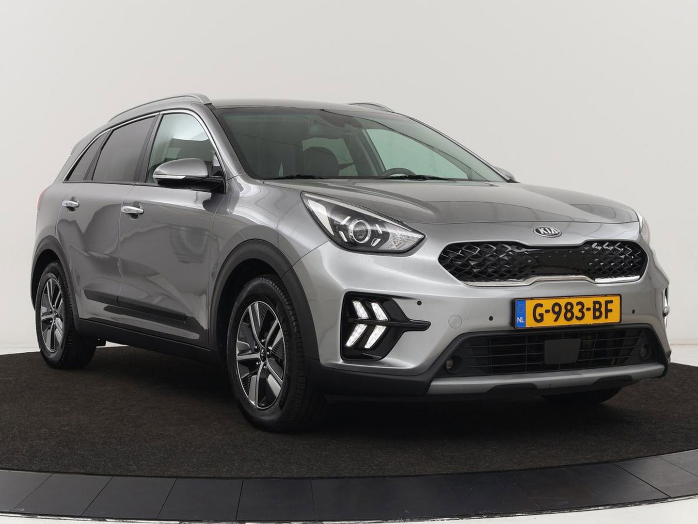 Kia Niro 1.6 GDi Hybrid DynamicLine | Adaptive cruise | Half leder | Camera | Carplay | Navigatie | Parkeerhulp | Climate control