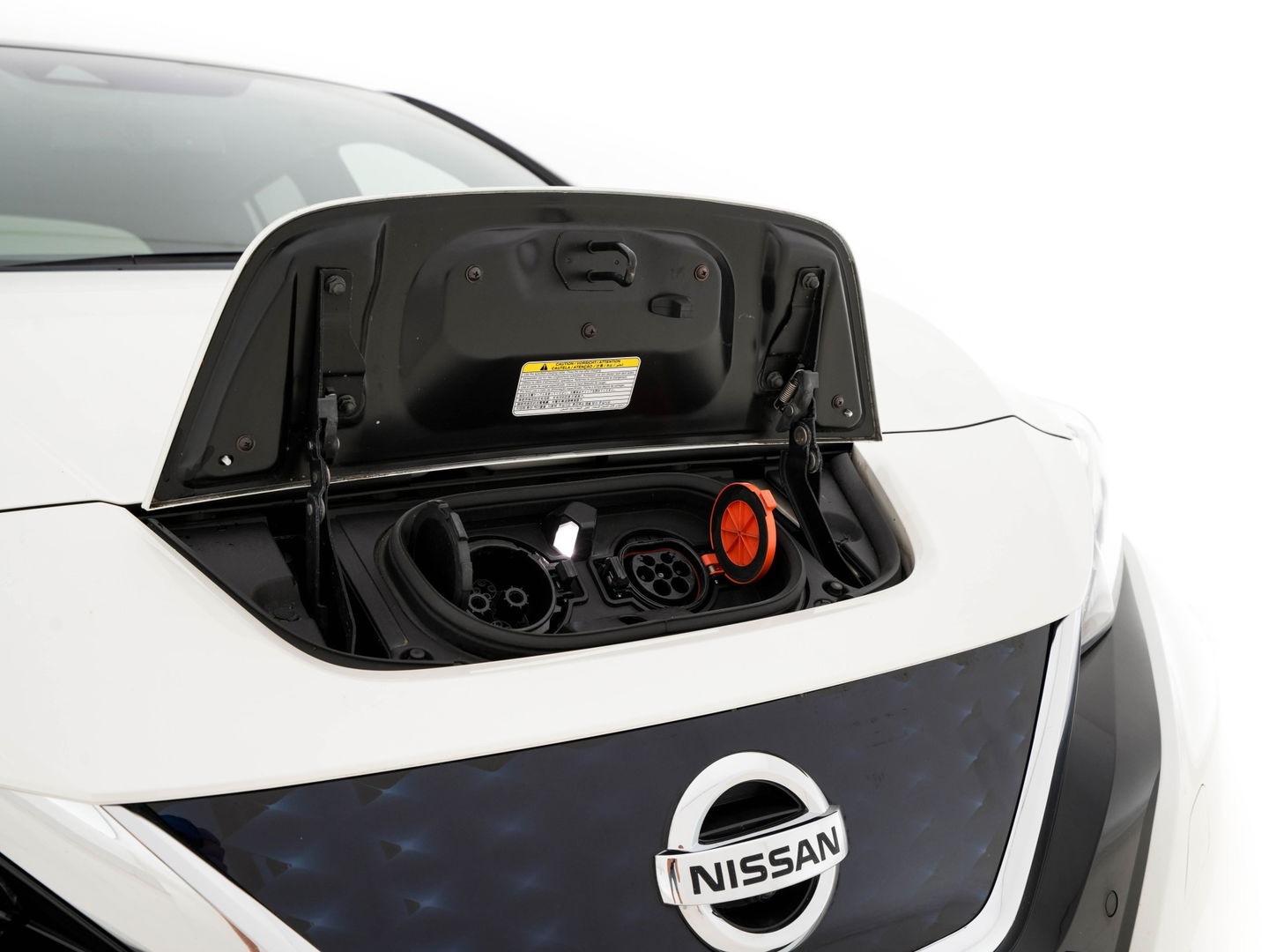 Nissan Leaf Tekna 40 kWh Aut. *LEATHER-FABRIC | FULL-LED | BOSE-SURROUND | ADAPTIVE-CRUISE | TOPVIEW | KEYLESS | NAVI-FULLMAP | BLINDSPOT | DAB+ | PDC | HEATED-COMFORTSEATS | TOWBAR | DIGI-COCKPIT | 17"ALU