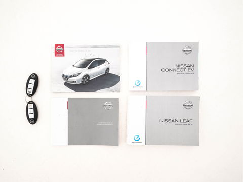 Nissan Leaf Tekna 40 kWh Aut. *LEATHER-FABRIC | FULL-LED | BOSE-SURROUND | ADAPTIVE-CRUISE | TOPVIEW | KEYLESS | NAVI-FULLMAP | BLINDSPOT | DAB+ | PDC | HEATED-COMFORTSEATS | TOWBAR | DIGI-COCKPIT | 17"ALU