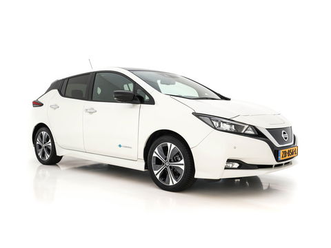 Nissan Leaf Tekna 40 kWh Aut. *LEATHER-FABRIC | FULL-LED | BOSE-SURROUND | ADAPTIVE-CRUISE | TOPVIEW | KEYLESS | NAVI-FULLMAP | BLINDSPOT | DAB+ | PDC | HEATED-COMFORTSEATS | TOWBAR | DIGI-COCKPIT | 17"ALU
