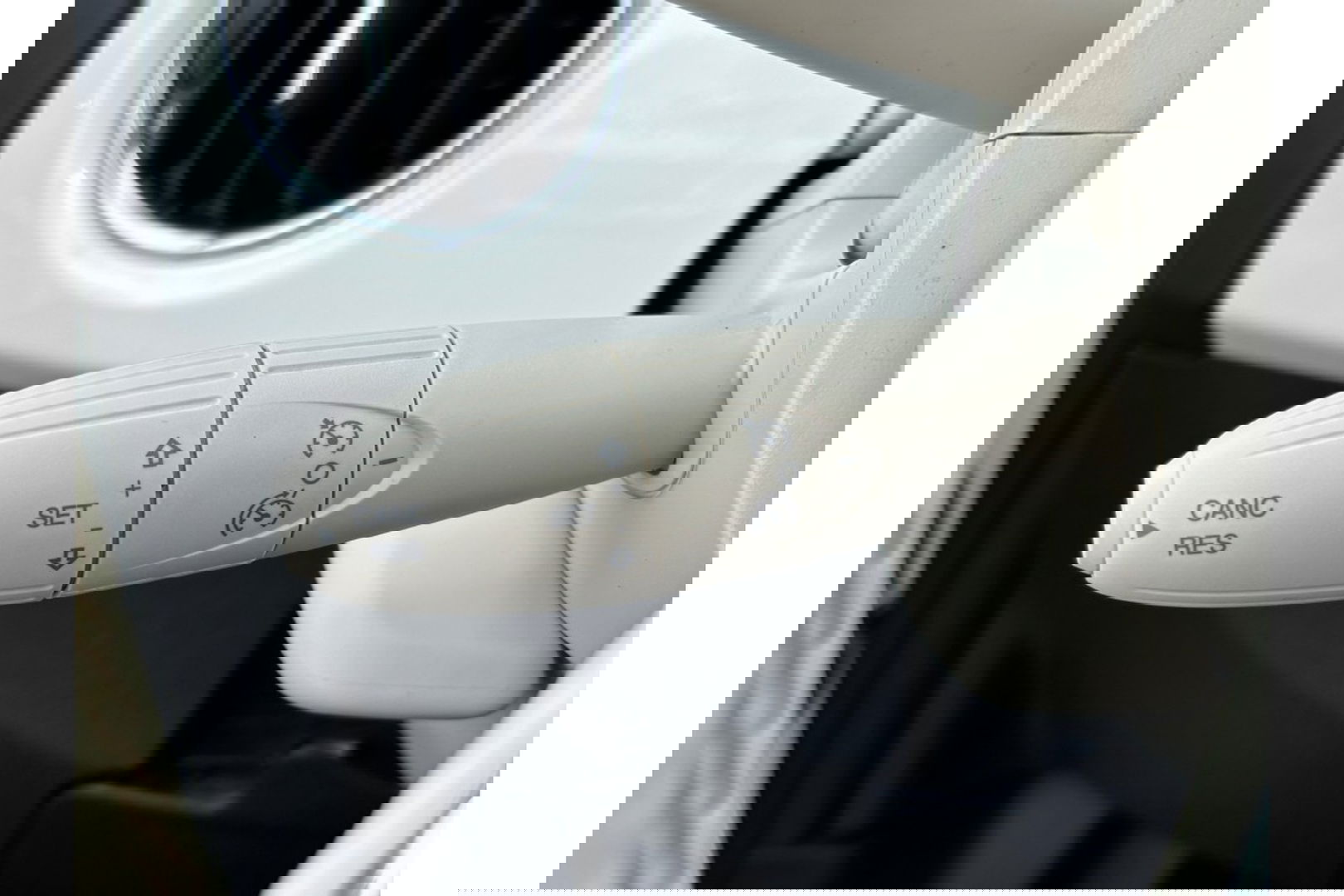 Fiat 500C 1.0 HYBRID DOLCEVITA AIRCO LMV PDC CARPLAY