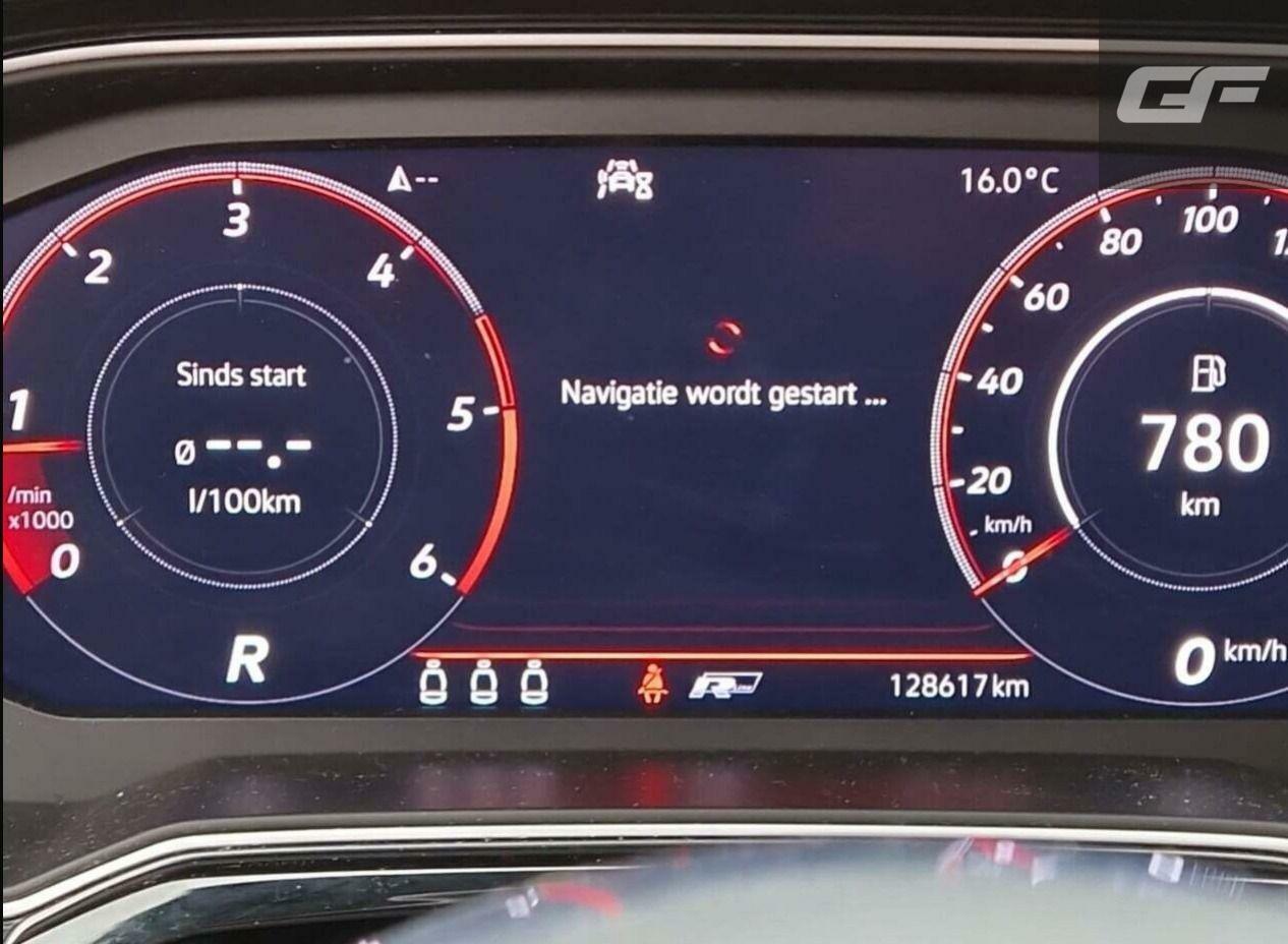 Volkswagen Polo 1.6 TDI 2x R-Line Pano Virtual DSG CarPlay NAP