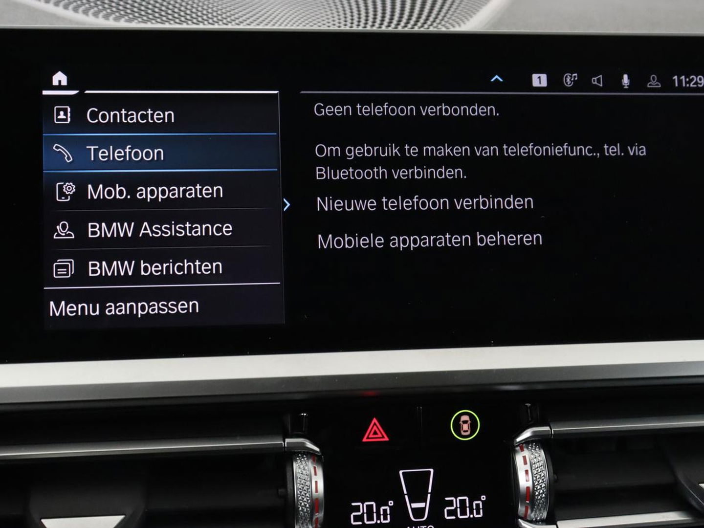 BMW 3-serie 330e Sport Line | Stoel & stuurverwarming | Adaptive cruise | Trekhaak | Sportstoelen | Carplay | Sfeerverlichting | Half leder | Navigatie | Full LED | PHEV
