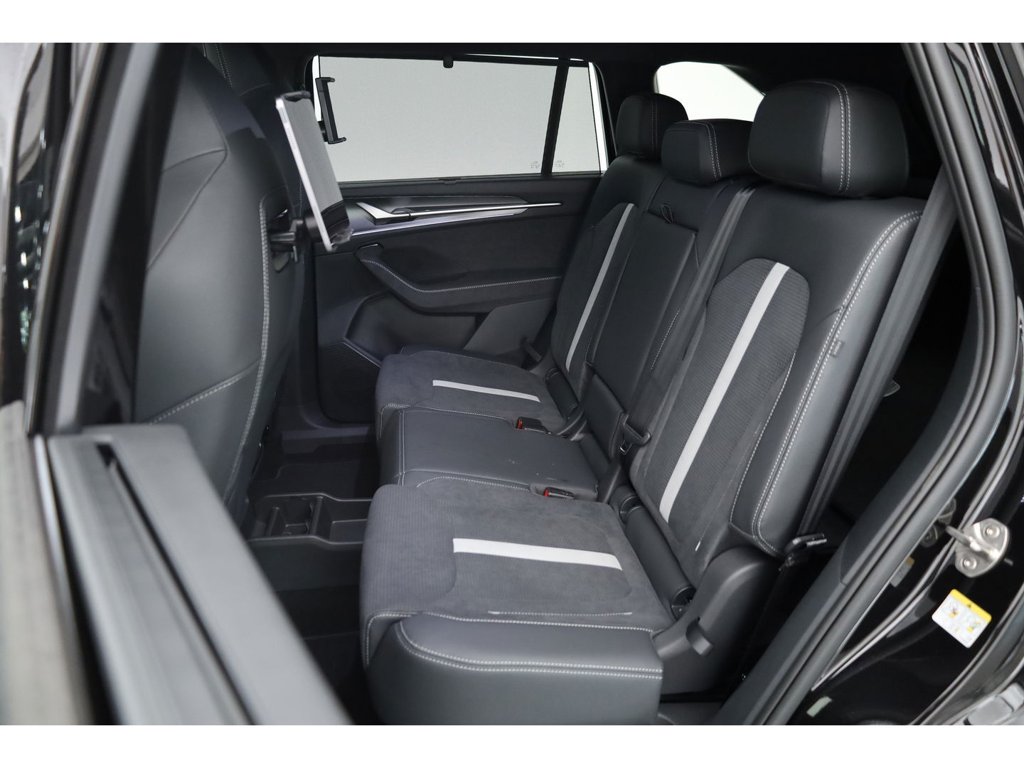 Škoda Kodiaq 1.5 TSI PHEV Sportline | HUD | Adapt. Cruise | Elek. Trekhaak | Canton | 360cam | Memory seats