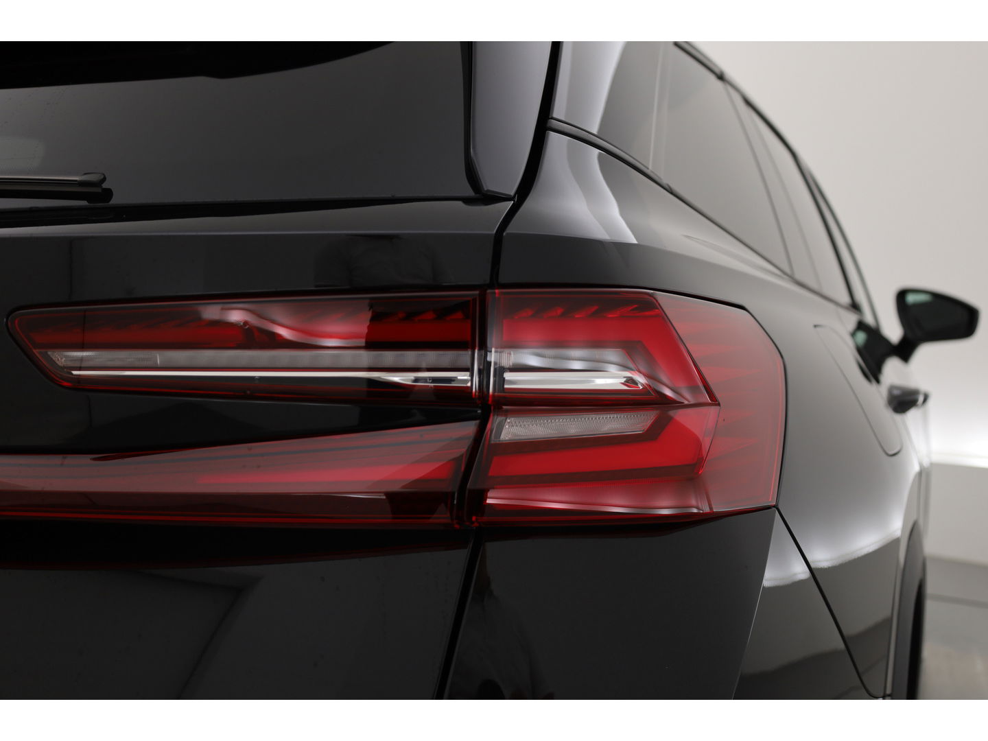 Škoda Kodiaq 1.5 TSI PHEV Sportline | HUD | Adapt. Cruise | Elek. Trekhaak | Canton | 360cam | Memory seats