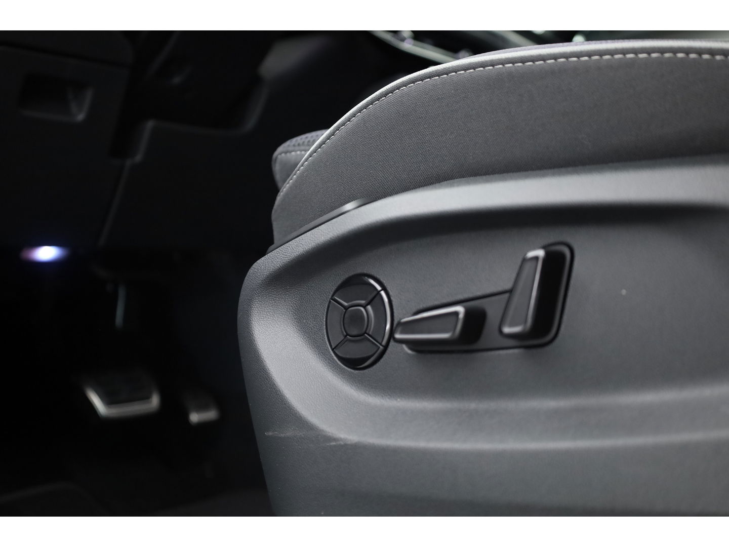 Škoda Kodiaq 1.5 TSI PHEV Sportline | HUD | Adapt. Cruise | Elek. Trekhaak | Canton | 360cam | Memory seats