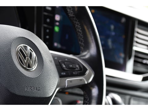 Volkswagen Transporter 2.0 TDI L2H1 Bulli Virtual, Adaptieve Cruise, LED, 150PK, Automaat, 2 x Schuifdeur, Camera, Uniek!