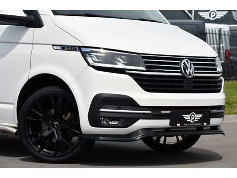 Volkswagen Transporter 2.0 TDI L2H1 Bulli Virtual, Adaptieve Cruise, LED, 150PK, Automaat, 2 x Schuifdeur, Camera, Uniek!