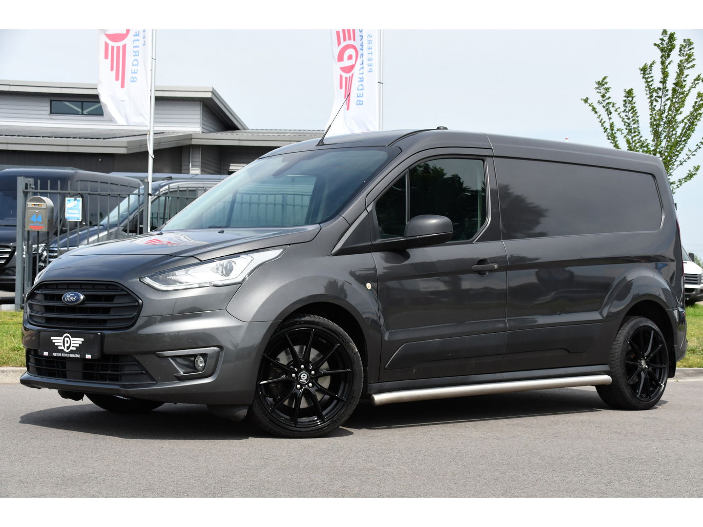 Ford Transit Connect 1.5 EcoBlue L2 PB Edition Camera, Cruise, 120PK, Automaat, NAVI, Stoelverwarming, Carplay, Trekhaak, Sensoren, Uniek!