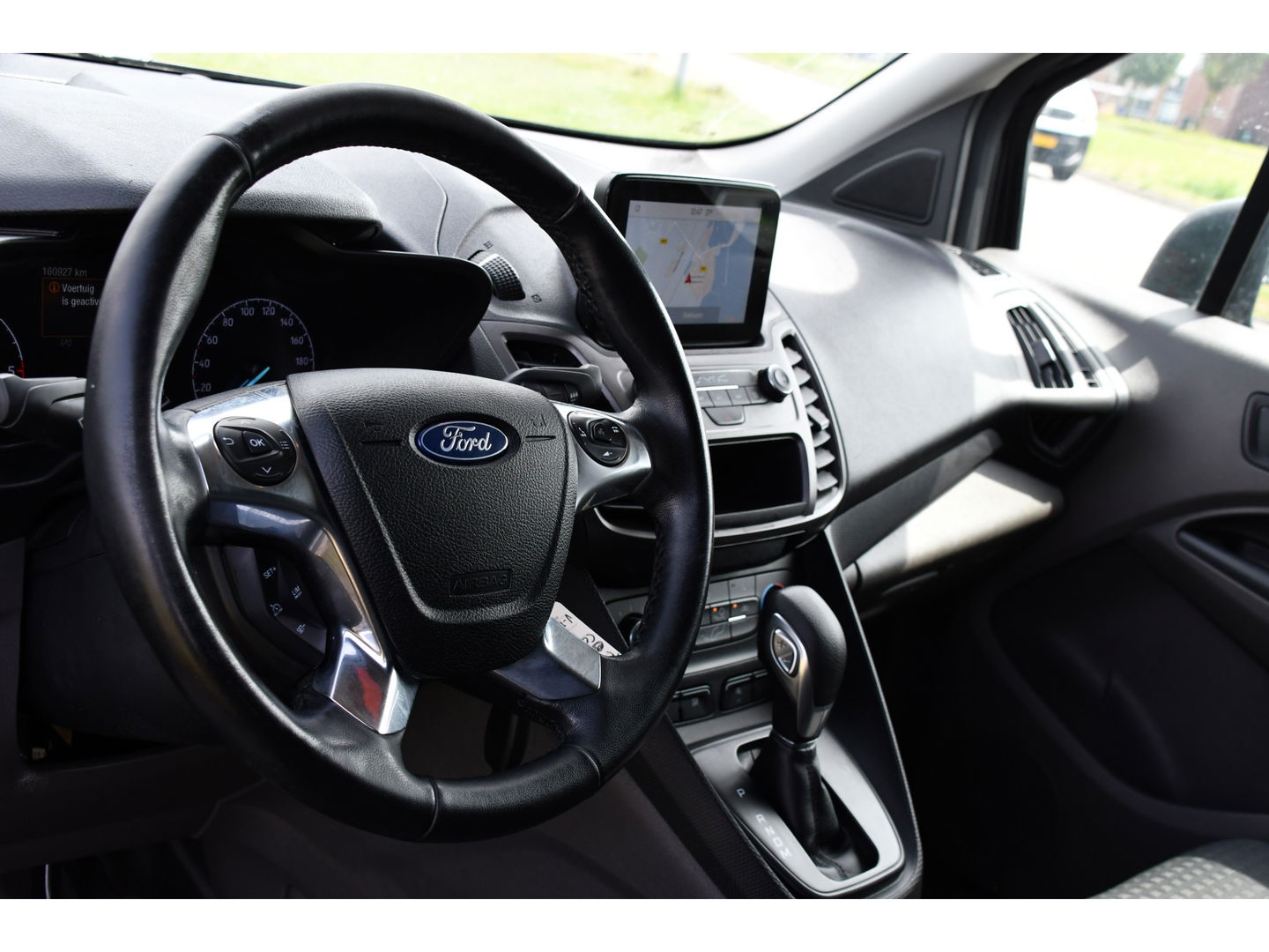 Ford Transit Connect 1.5 EcoBlue L2 PB Edition Camera, Cruise, 120PK, Automaat, NAVI, Stoelverwarming, Carplay, Trekhaak, Sensoren, Uniek!
