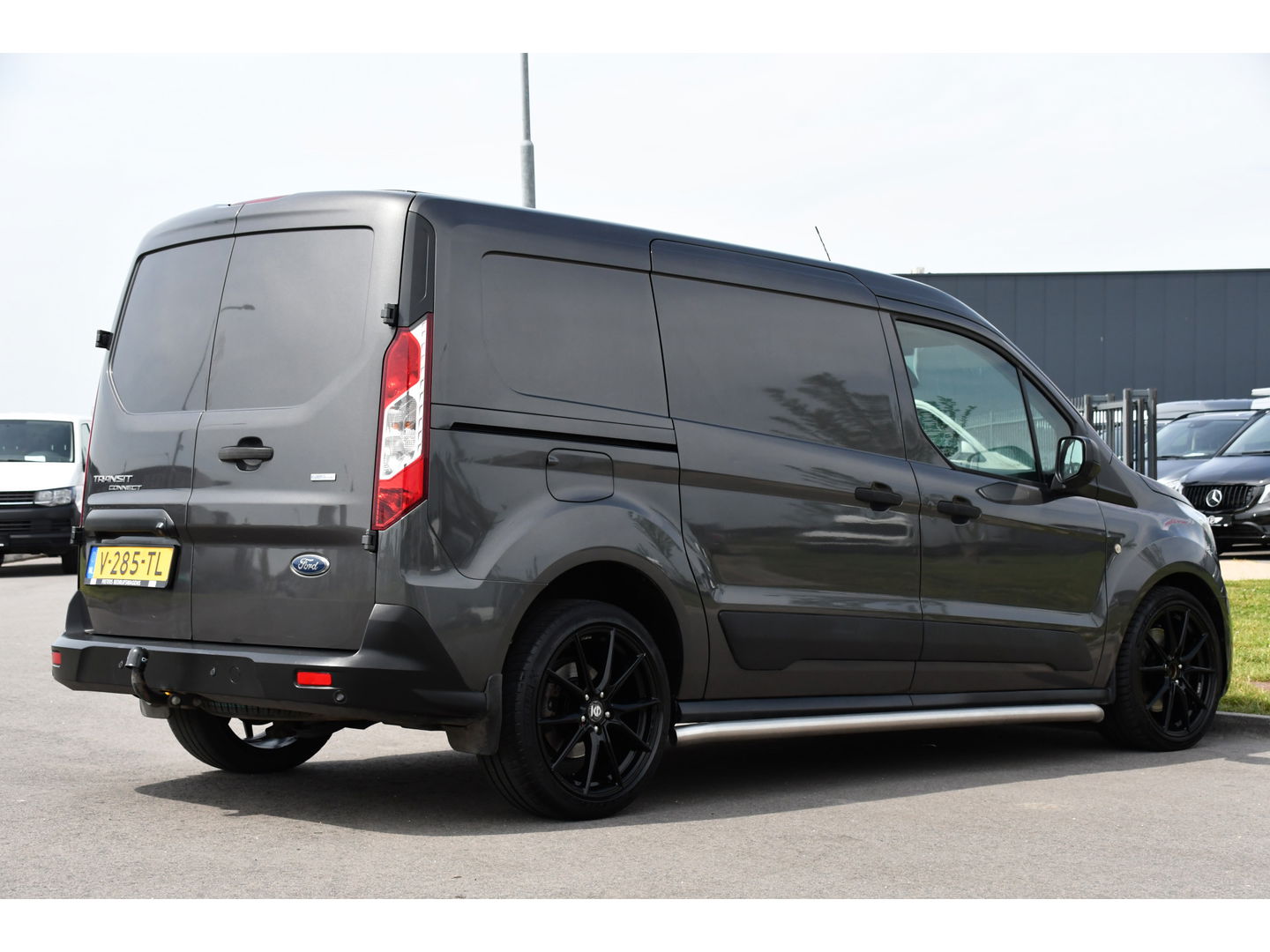 Ford Transit Connect 1.5 EcoBlue L2 PB Edition Camera, Cruise, 120PK, Automaat, NAVI, Stoelverwarming, Carplay, Trekhaak, Sensoren, Uniek!