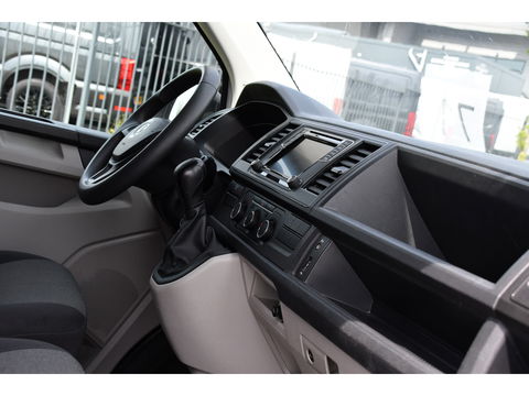 Volkswagen Transporter 2.0 TDI L2H1 Highline Cruise, Multimedia, 150PK, Automaat, trekhaak, Airco, LM Velg, Uniek!
