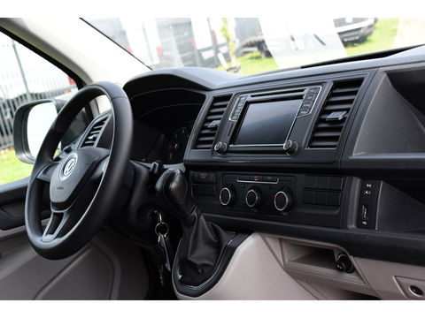 Volkswagen Transporter 2.0 TDI L2H1 Highline Cruise, Multimedia, 150PK, Automaat, trekhaak, Airco, LM Velg, Uniek!