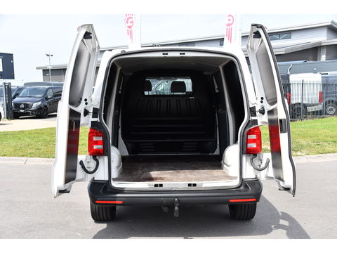 Volkswagen Transporter 2.0 TDI L2H1 Highline Cruise, Multimedia, 150PK, Automaat, trekhaak, Airco, LM Velg, Uniek!