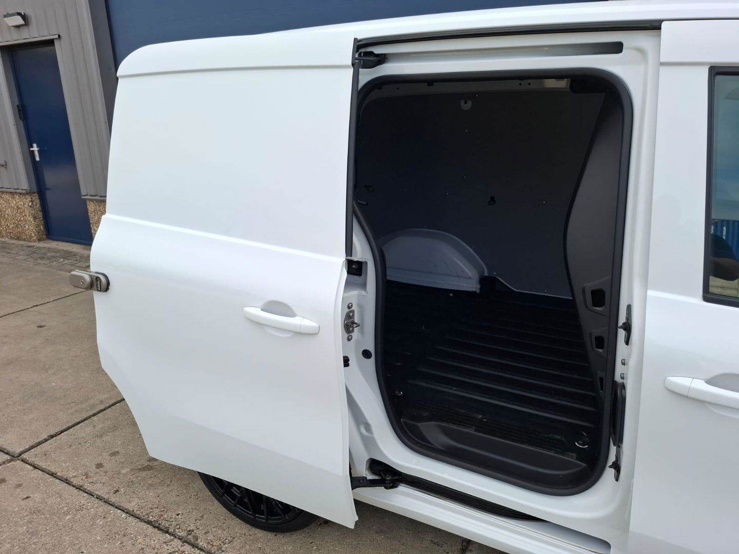 Mercedes-Benz Citan 108 CDI L1 Base AIRCO / CRUISE CONTROLE / VERLAAGD / SPOILERS / CARPLAY