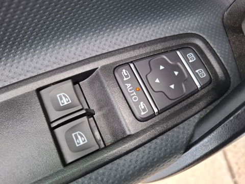Mercedes-Benz Citan 108 CDI L1 Base AIRCO / CRUISE CONTROLE / VERLAAGD / SPOILERS / CARPLAY