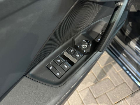 Audi A3 Sportback 45 TFSI e 2x S Line|Pano|Leer|Sfeer|Keyless