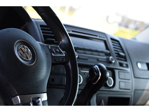 Volkswagen Transporter 2.0 TDI L2H1 Edition Cruise, Airco, Automaat, Sensoren, 140PK, UNIEK!