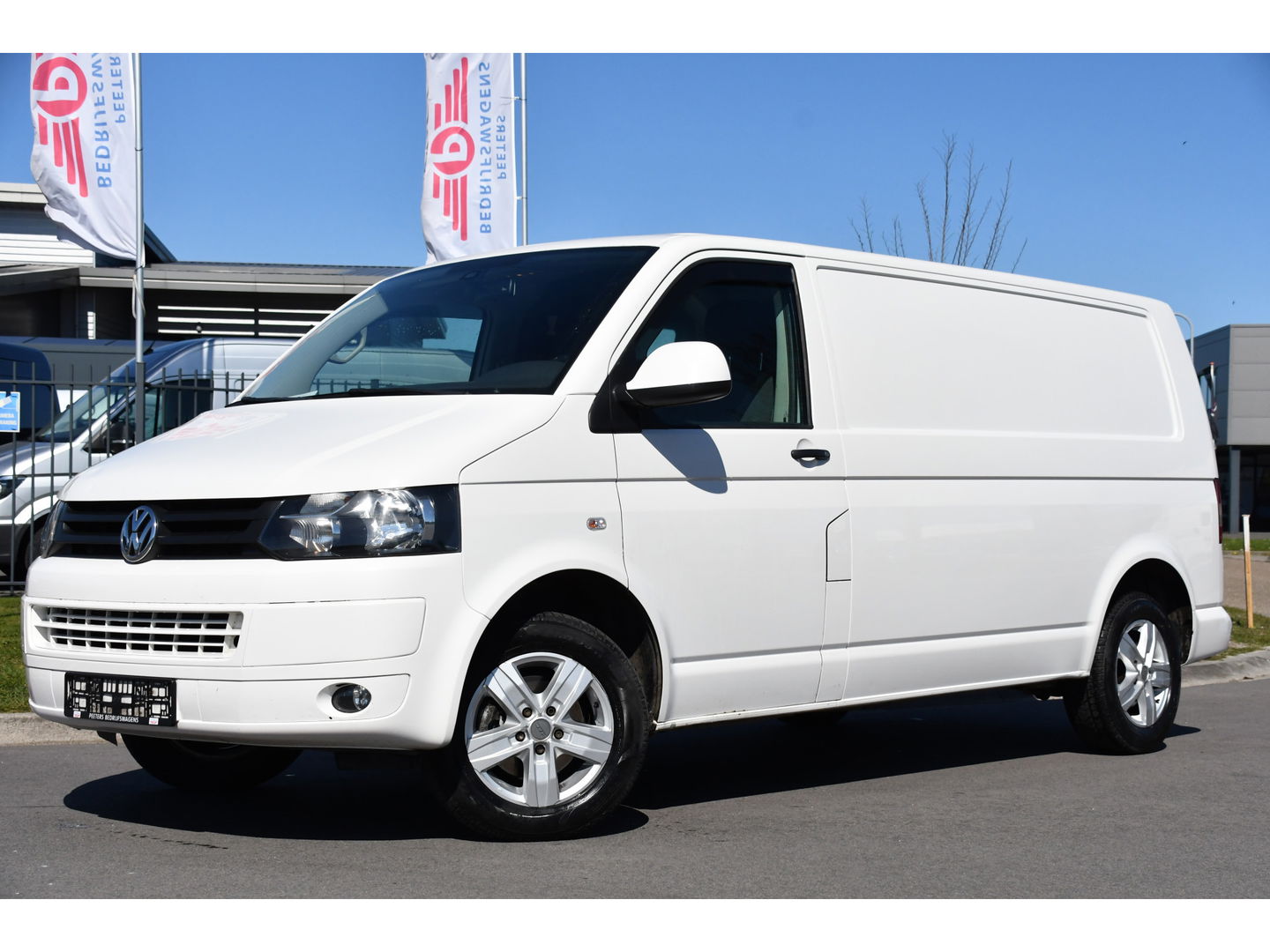 Volkswagen Transporter 2.0 TDI L2H1 Edition Cruise, Airco, Automaat, Sensoren, 140PK, UNIEK!