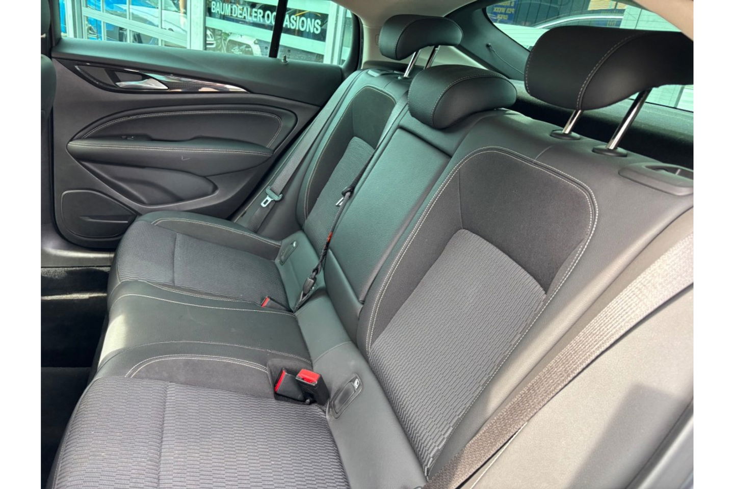 Opel Insignia 1.5 TURBO AUTOMAAT BUSINESS EXECUTIVE NAVI CLIMA LMV PDC