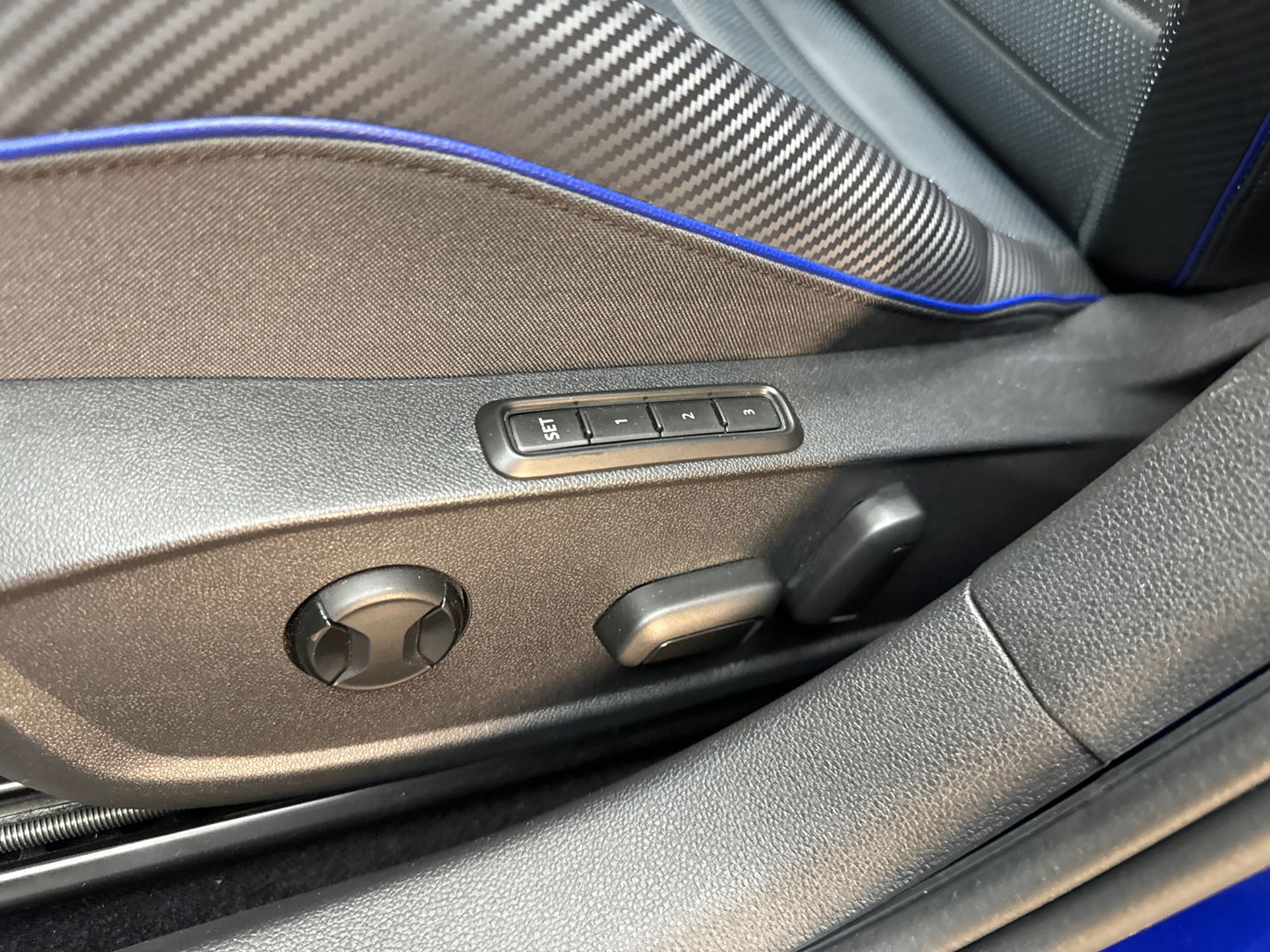 Volkswagen Golf 2.0 TSI R 4M Performance Pano|Akra|HuD|Memory