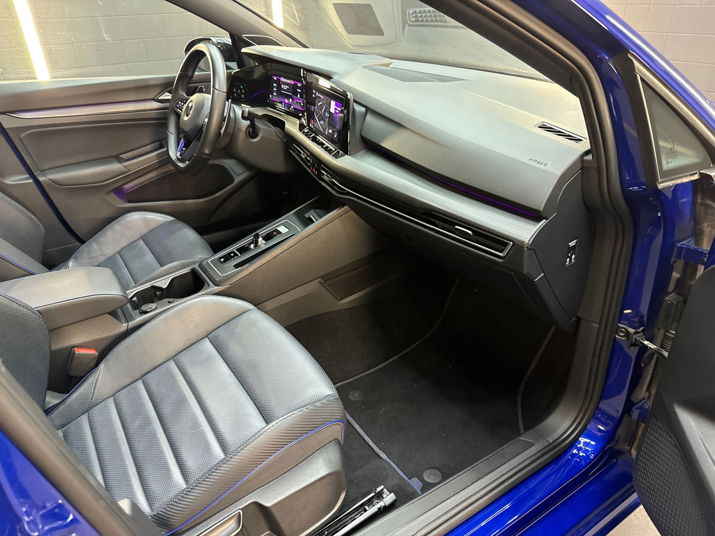 Volkswagen Golf 2.0 TSI R 4M Performance Pano|Akra|HuD|Memory