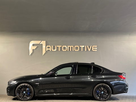BMW 3-serie 320e M Sport Panorama|Memory|Camera|Sfeer|CarPlay