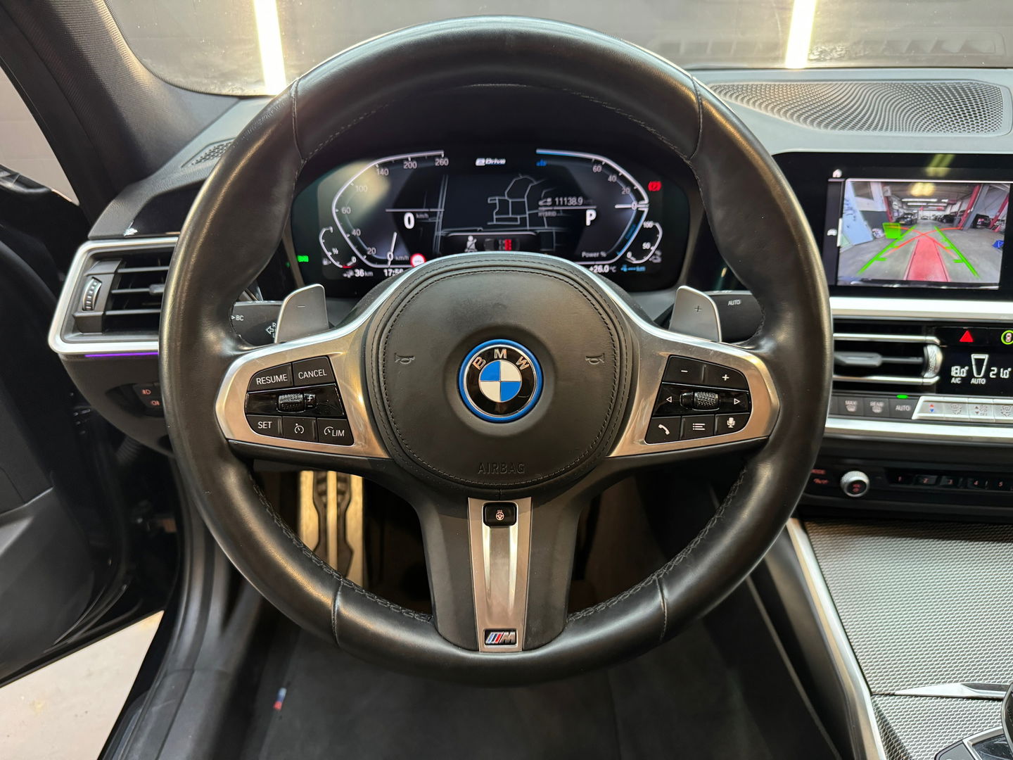 BMW 3-serie 320e M Sport Panorama|Memory|Camera|Sfeer|CarPlay