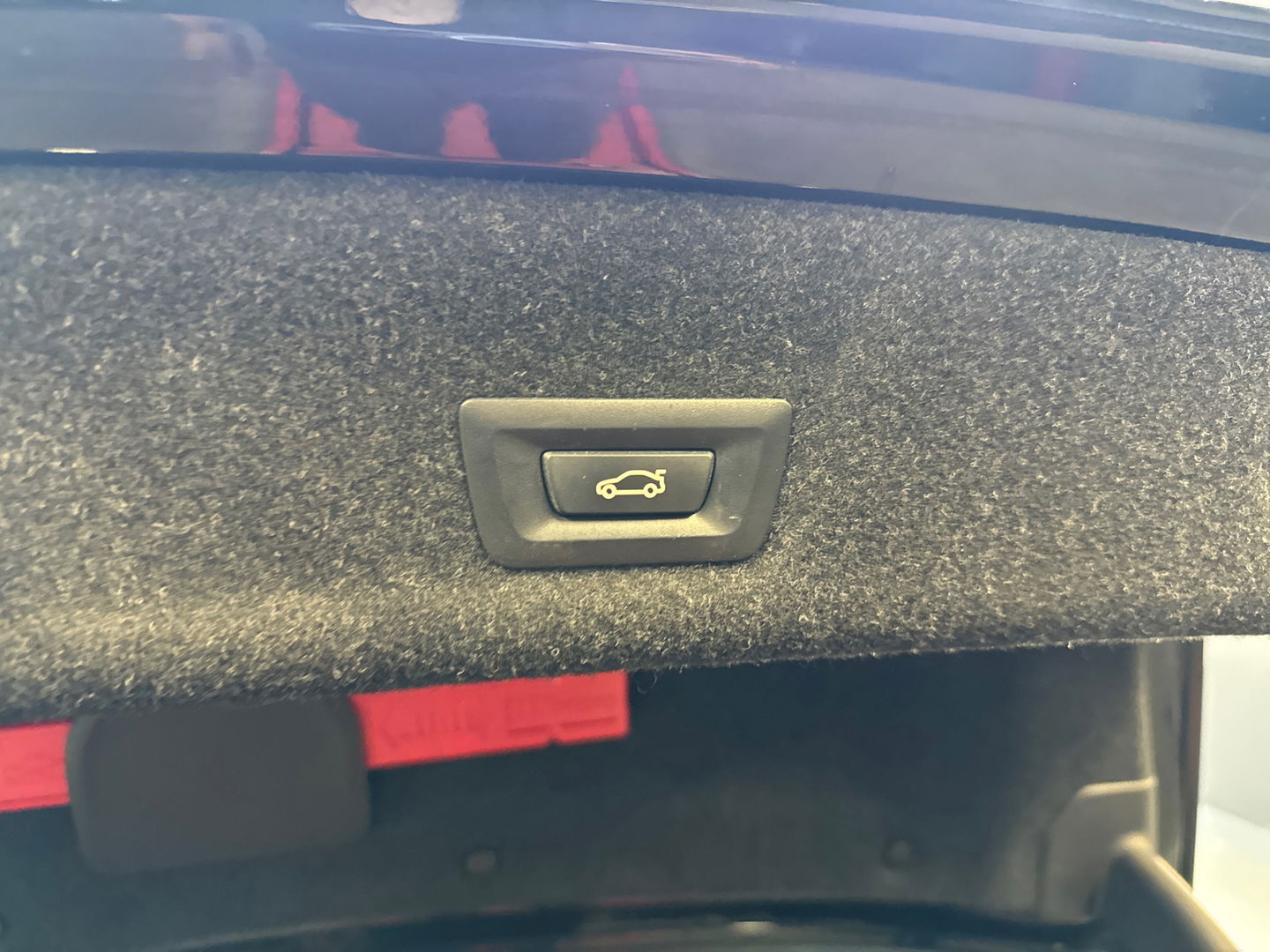 BMW 3-serie 320e M Sport Panorama|Memory|Camera|Sfeer|CarPlay