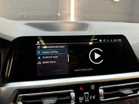 BMW 3-serie 320e M Sport Panorama|Memory|Camera|Sfeer|CarPlay