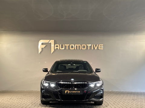 BMW 3-serie 320e M Sport Panorama|Memory|Camera|Sfeer|CarPlay