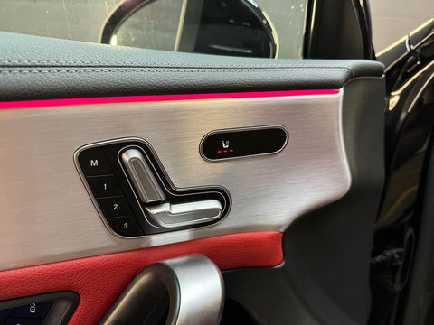 Mercedes-Benz A-Klasse AMG 35 4MATIC Pano|Kuip|Burmester|HuD