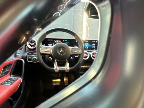 Mercedes-Benz A-Klasse AMG 35 4MATIC Pano|Kuip|Burmester|HuD