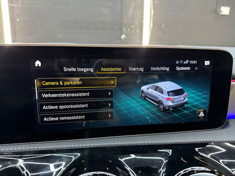 Mercedes-Benz A-Klasse AMG 35 4MATIC Pano|Kuip|Burmester|HuD
