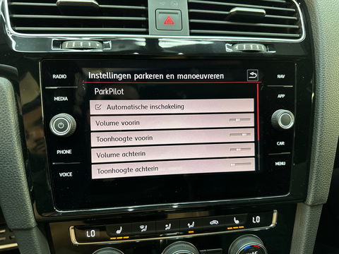 Volkswagen Golf 2.0 TSI GTI Performance Pano|Keyles|DCC|Sfeer