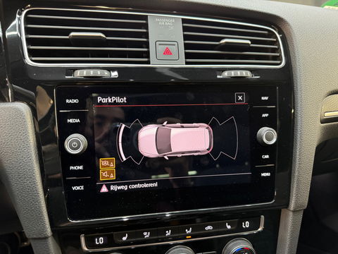 Volkswagen Golf 2.0 TSI GTI Performance Pano|Keyles|DCC|Sfeer