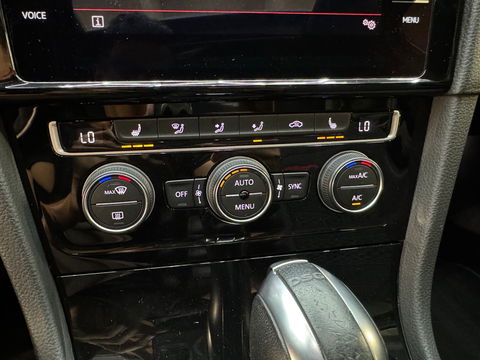Volkswagen Golf 2.0 TSI GTI Performance Pano|Keyles|DCC|Sfeer