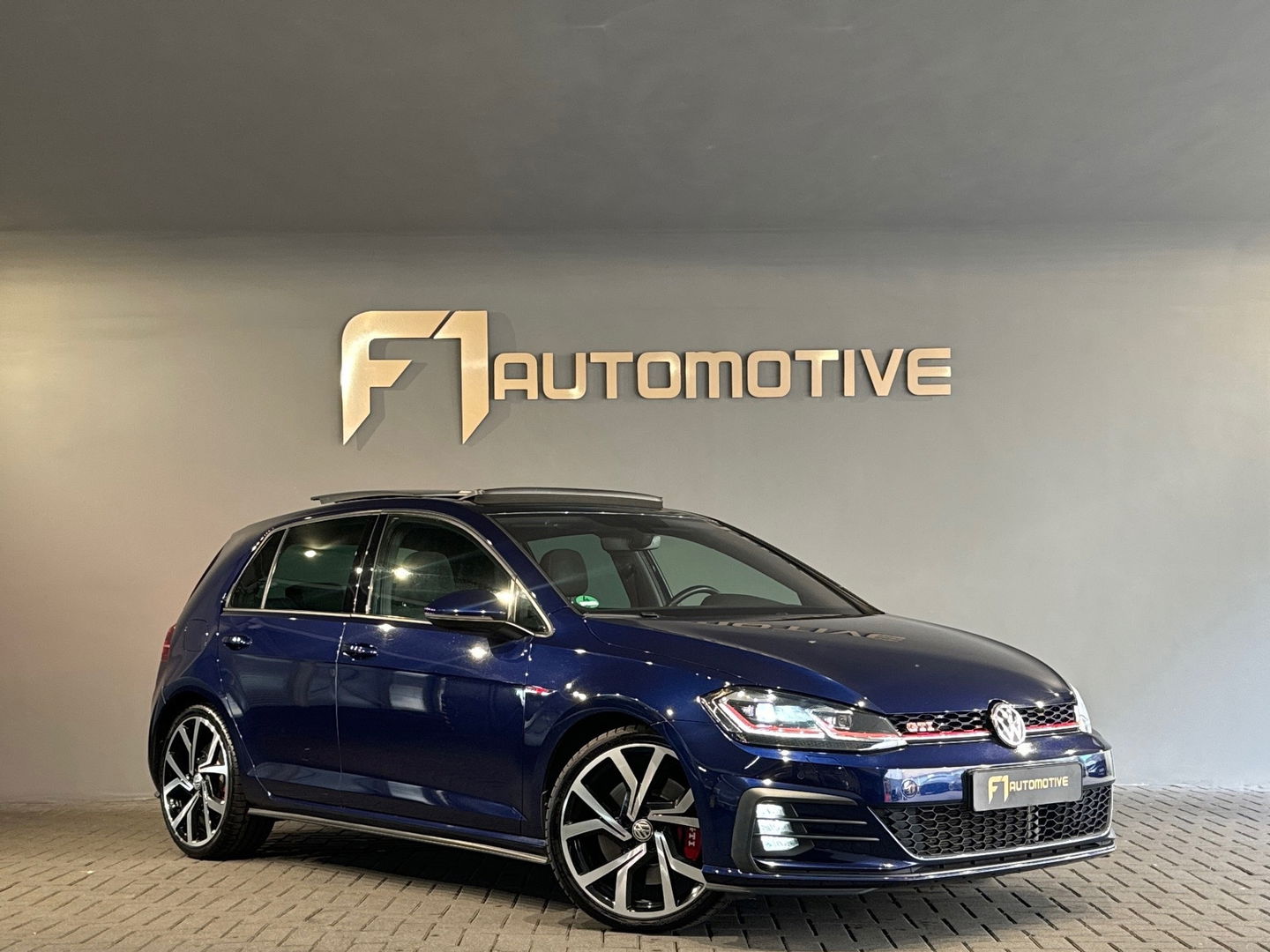 Volkswagen Golf 2.0 TSI GTI Performance Pano|Keyles|DCC|Sfeer