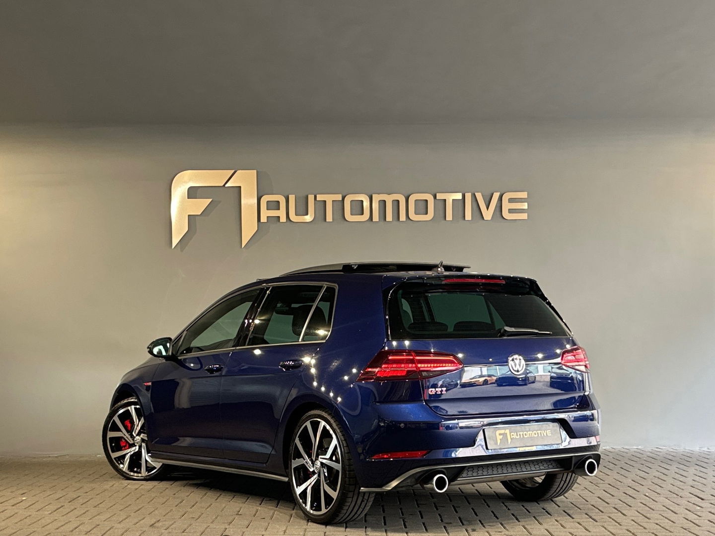 Volkswagen Golf 2.0 TSI GTI Performance Pano|Keyles|DCC|Sfeer