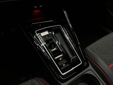 Volkswagen Golf 2.0 TSI GTI Clubsport Pano|HuD|H/K|IQ|Keyles